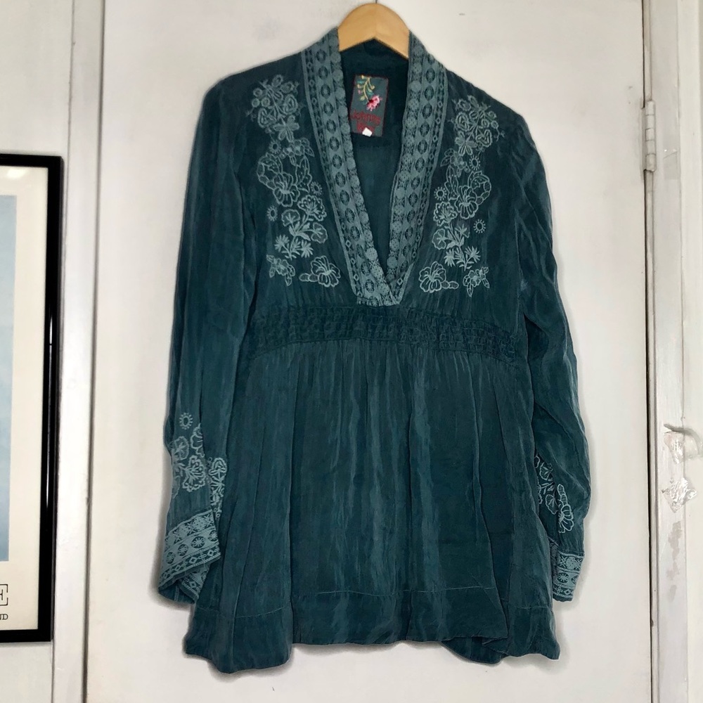 Johnny Was • Embroidered Tunic w/ Smocked Waist in Teal
